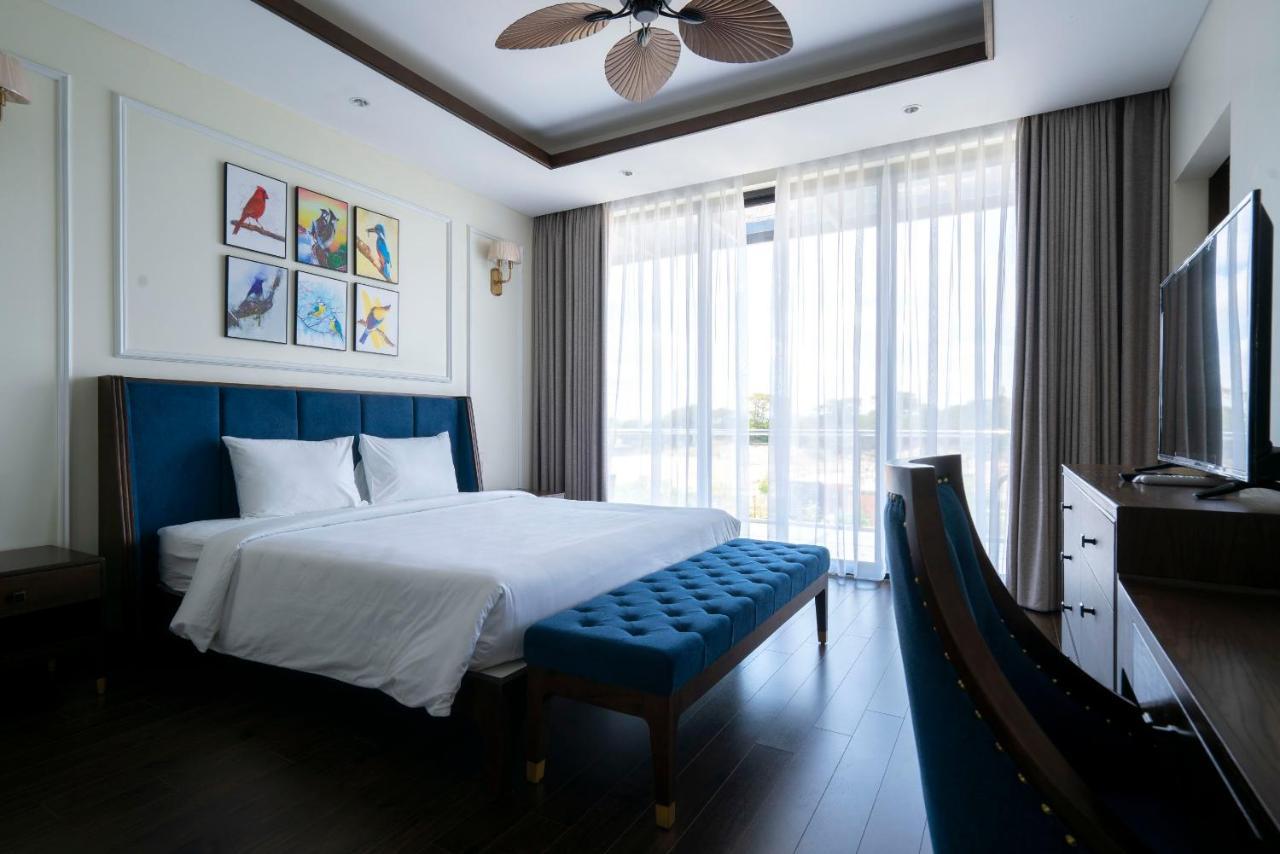 Tulip Homestay Ha Long Exterior photo